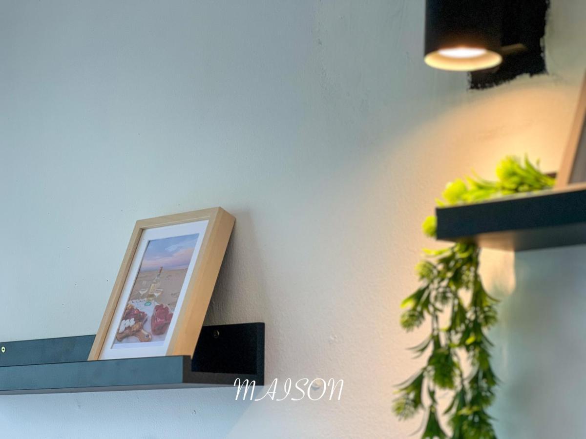 Maison Seaview Suites Port Dickson Exteriör bild